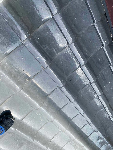 瓦の状態は良好